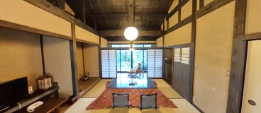 お店や旅館の紹介に